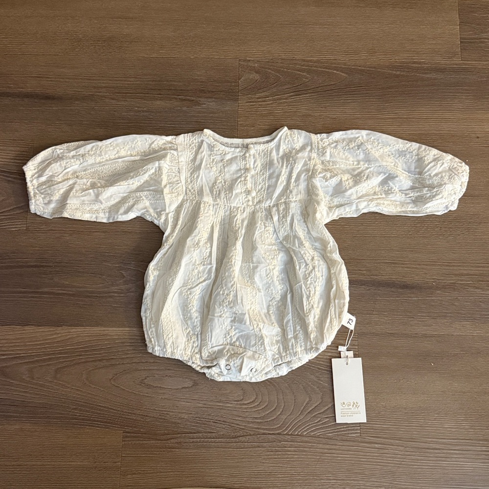 NWT BABY GIRL BEIGE COTTON EMBROIDERED LONG SLEEVE BLOUSE BODYSUIT